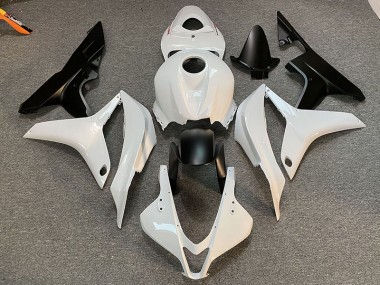 Clean White and Black Honda CBR600RR Fairings 2007-2008