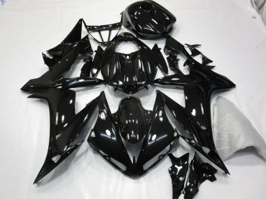 Gloss Black Yamaha R1 Fairings 2004-2006