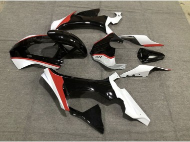 Gloss Red Black and White Yamaha R1 Fairings 2015-2019