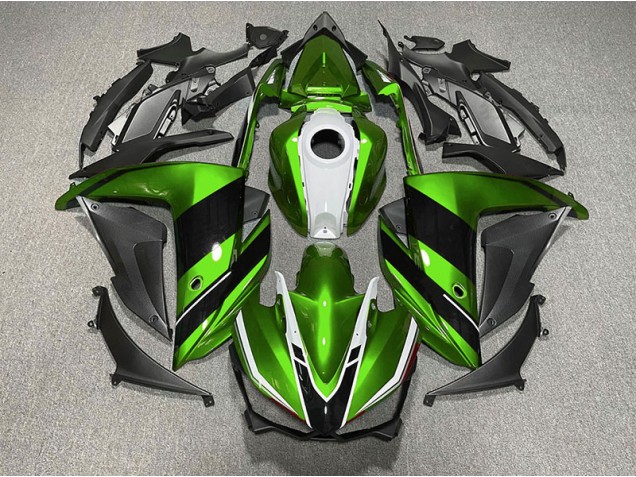 Green Black and White Yamaha R3 Fairings 2015-2018 Green Black and White Yamaha R3 Fairings 2015-2018