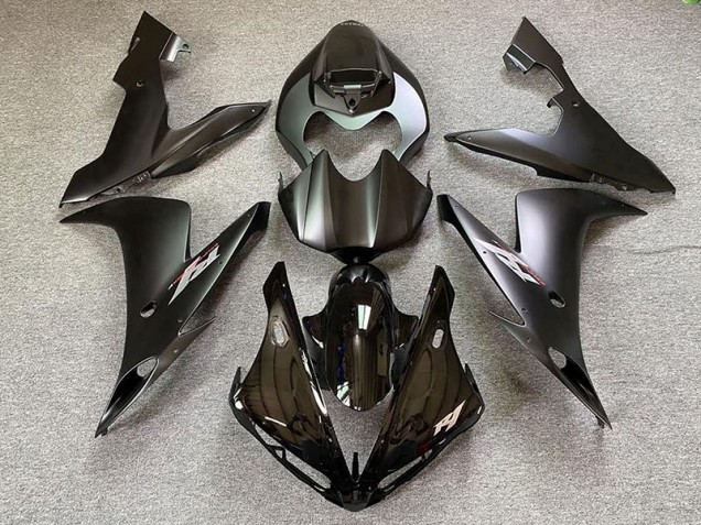 Matte Black Style Yamaha R1 Fairings 2004-2006 Matte Black Style Yamaha R1 Fairings 2004-2006
