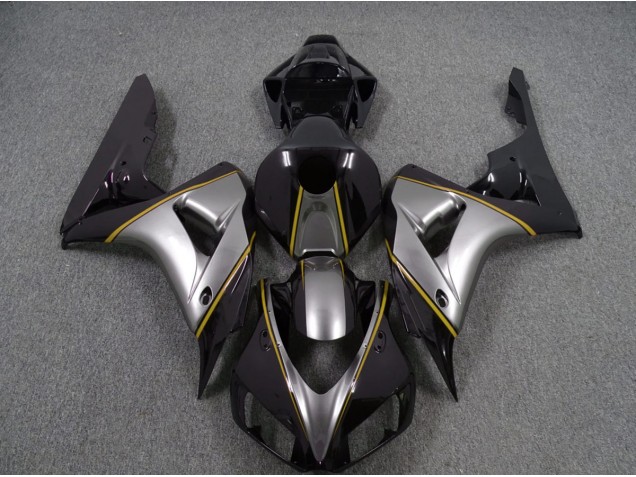 Silver with Yellow Pin Stripe Honda CBR1000RR Fairings 2006-2007 Silver with Yellow Pin Stripe Honda CBR1000RR Fairings 2006-2007