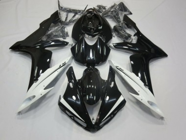 White and Black Yamaha R1 Fairings 2004-2006