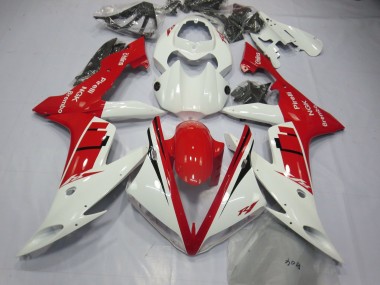 White and Blue Design Yamaha R1 Fairings 2004-2006