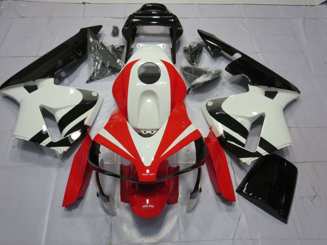 White Red and Black OEM Honda CBR600RR Fairings 2003-2004 White Red and Black OEM Honda CBR600RR Fairings 2003-2004